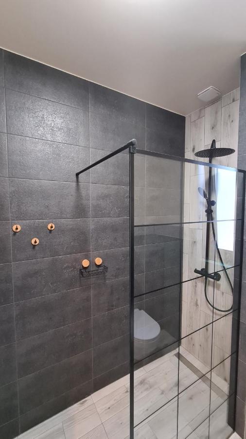 Goledzinow Urocze Apartamenty Na Wsi מראה חיצוני תמונה
